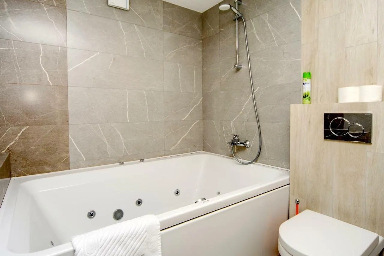 Arena Summit Apart Hotel Kiev